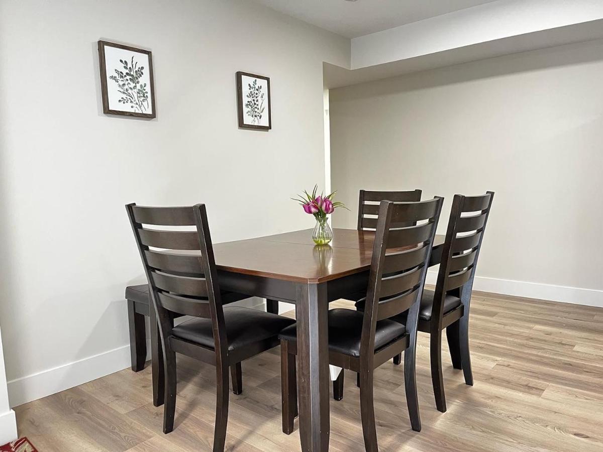 The Harmony Inn Spacious 2 Bdrms 2 Beds Basement Suite Surrey Luaran gambar