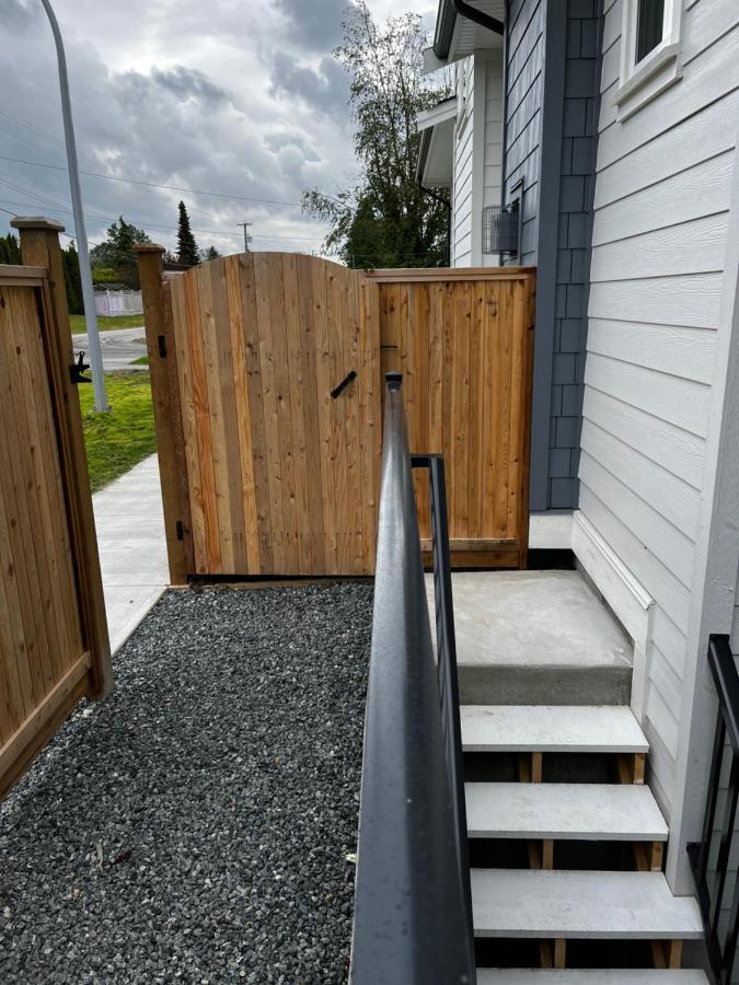 The Harmony Inn Spacious 2 Bdrms 2 Beds Basement Suite Surrey Luaran gambar